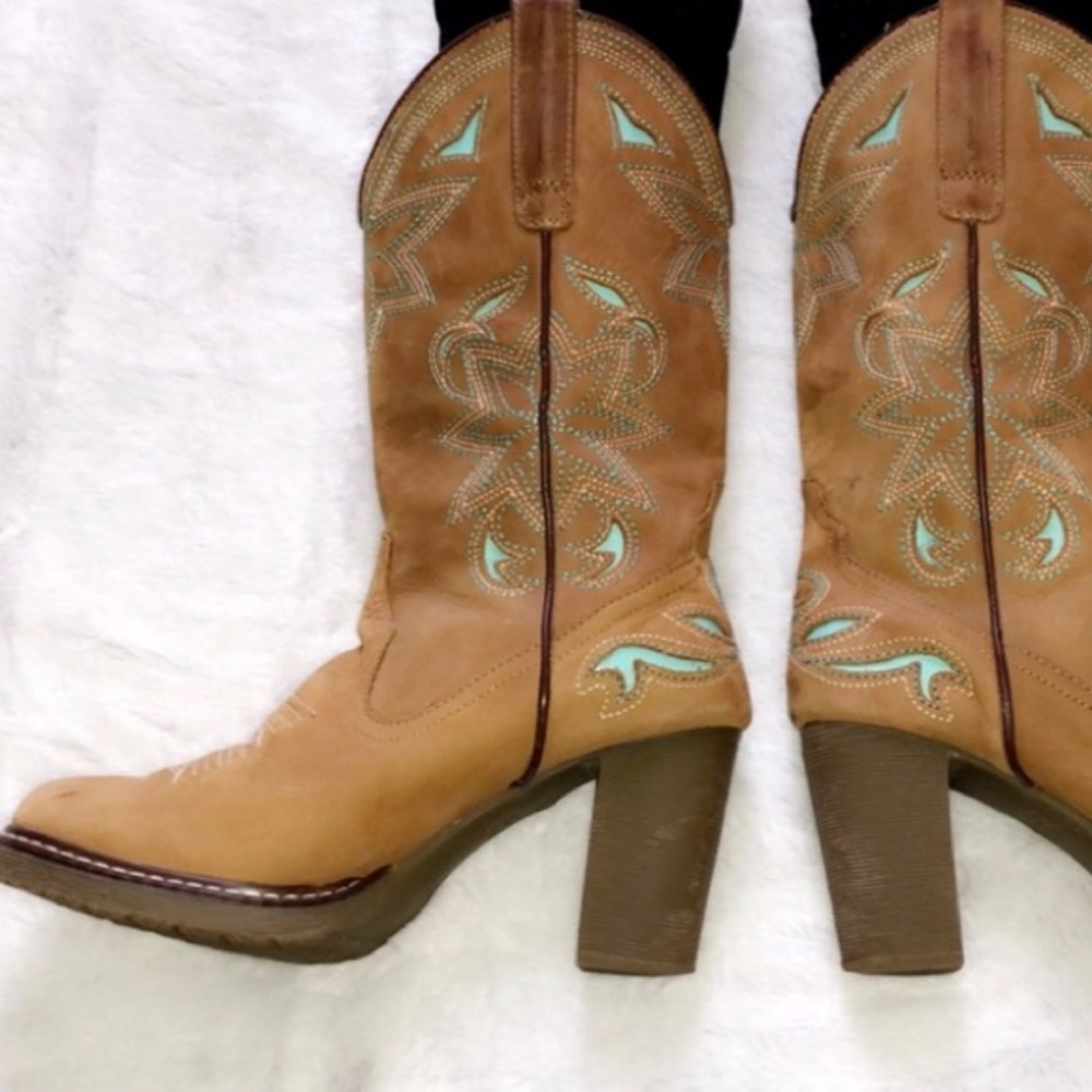 ROPER Tan Leather Cowgirl Boots with Heels